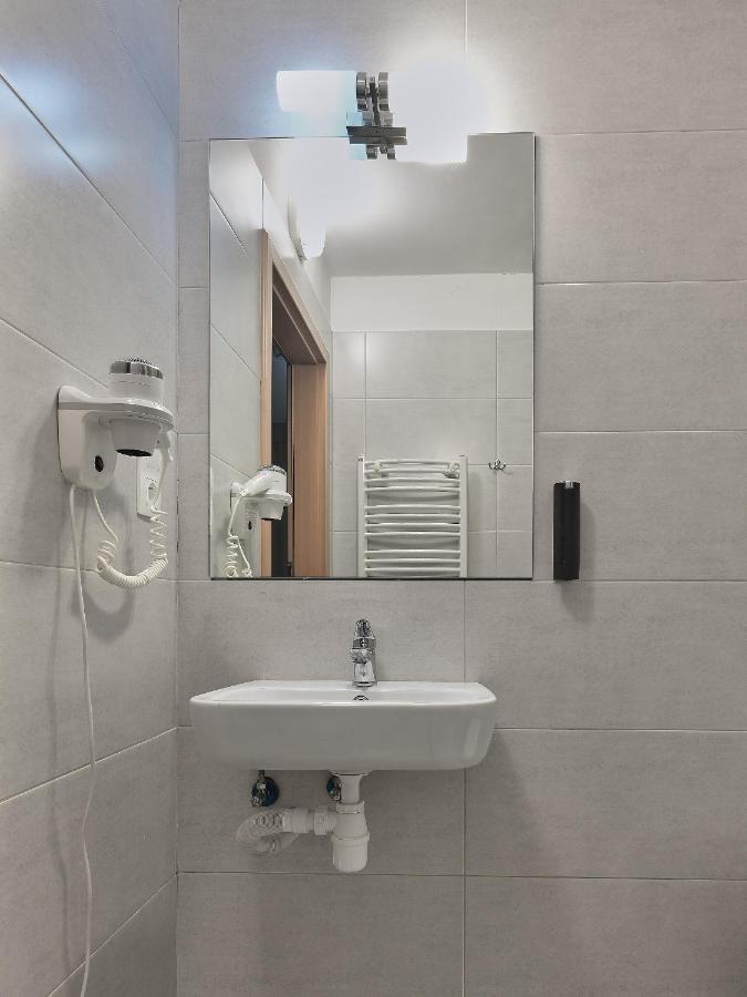 كراكوفيا Aparthotel Lumen المظهر الخارجي الصورة